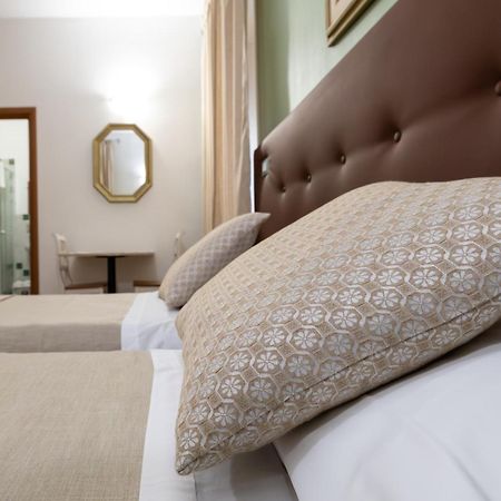 Casa Lollobrigida Bed & Breakfast Ciampino Exterior photo