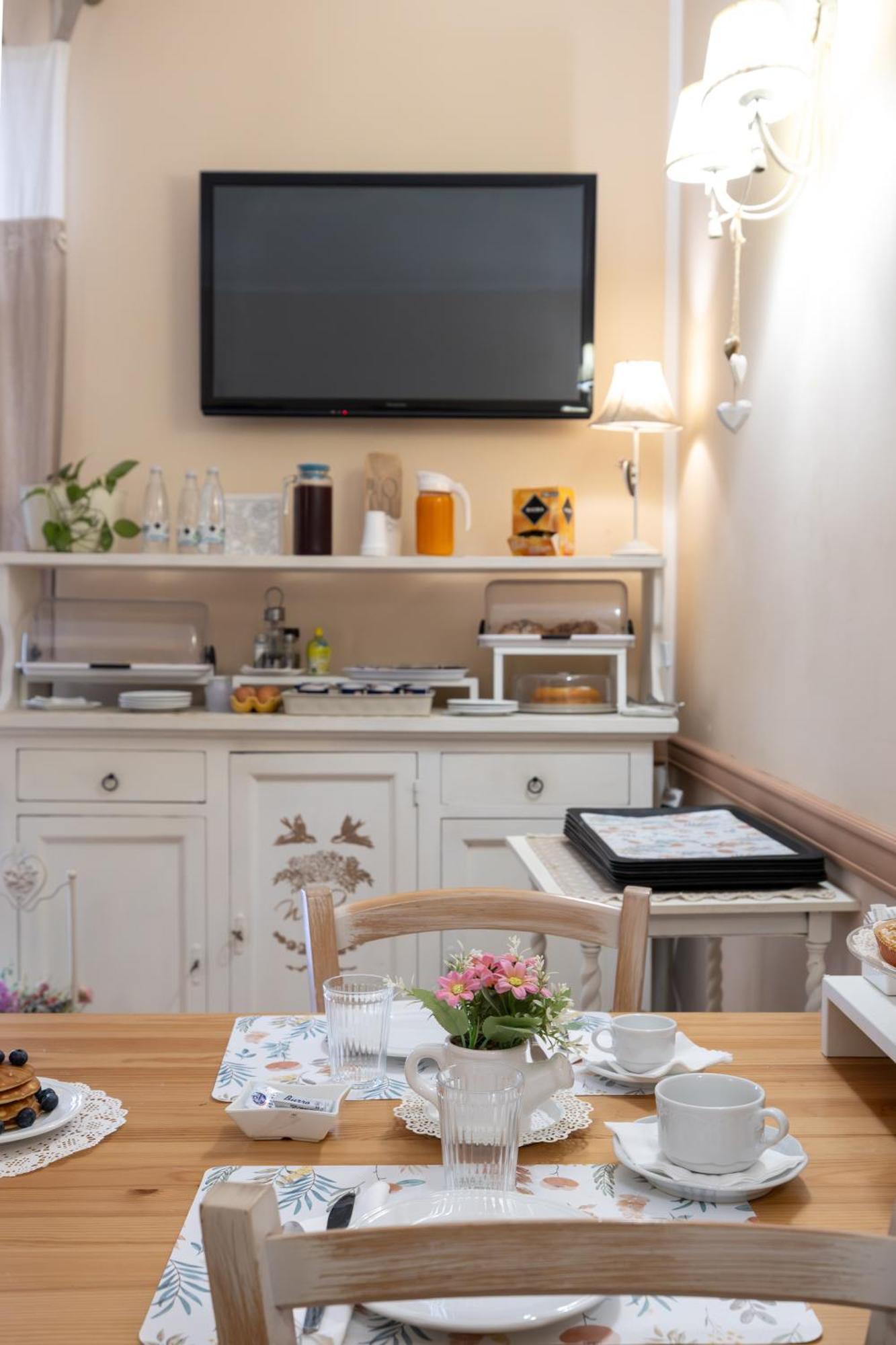 Casa Lollobrigida Bed & Breakfast Ciampino Exterior photo